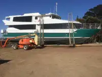 Kapal motor kanggo didol