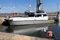 Kapal kontainer kanggo didol