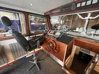 Kapal kerja kanggo didol