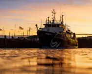 Kapal survey kanggo didol