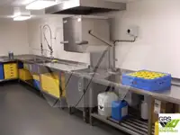 Kapal kontainer kanggo didol